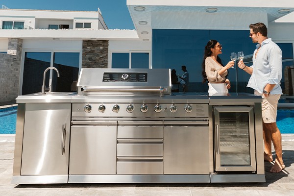 Stainless steel outdoor kitchen for gardens, terraces and BBQ areas